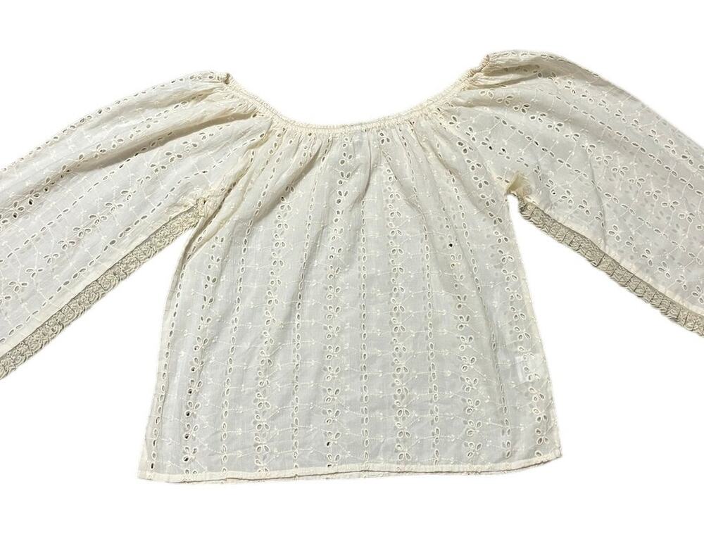 Beyond Vintage Eyelet Lace Boho Style Top Size XS Resortwear Beach Vacation